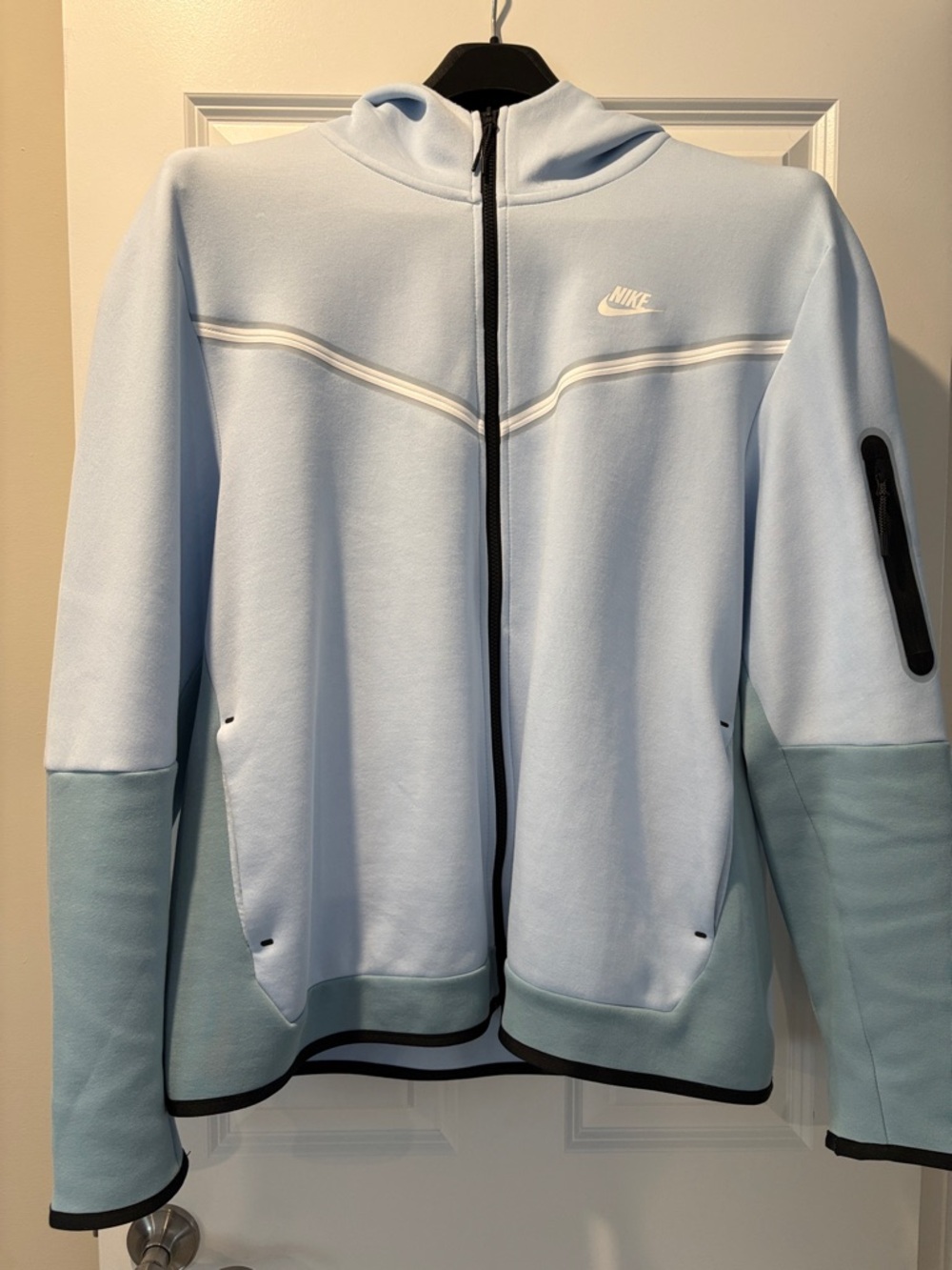 Nike Tech Men’s Light Blue and Pale Teal Full-Zip Hoodie